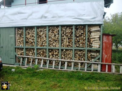 Firewood Stockpile
A joint initiative with the Centre of Hope to donate firewood to needy households
Keywords: Oct13;AN-Warehouse;WinterFuel