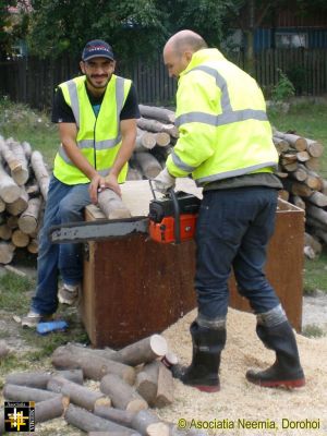 Preparing Firewood for Donation
Keywords: Sep15;Wood;hi-vis